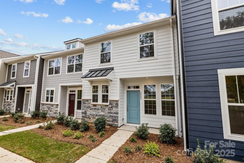 Property image 3 at 2009 Near Point Road, Charlotte, NC 28208