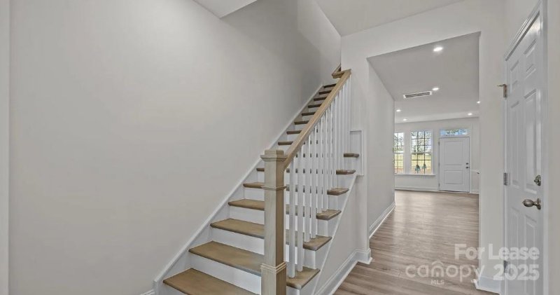 Property image 2 at 2035 Near Point Road, Charlotte, NC 28208