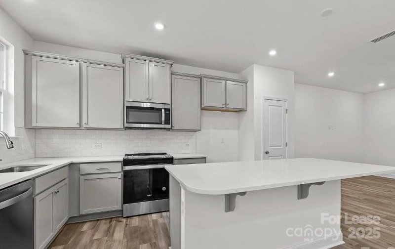 Property image 4 at 2035 Near Point Road, Charlotte, NC 28208