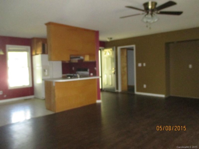 Property image 3 at 100 Madison Drive, Mount Holly, NC 28120