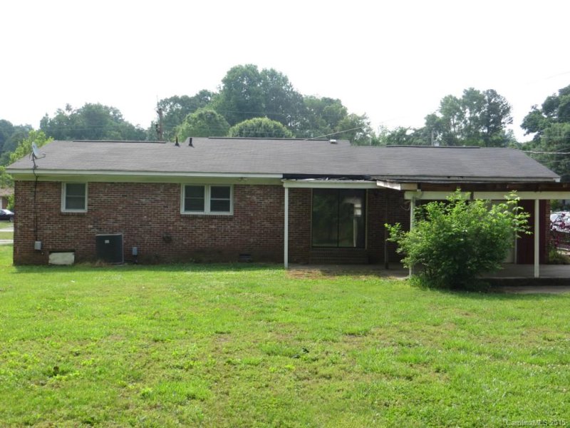 Property image 2 at 107 Fairway Drive, Belmont, NC 28012