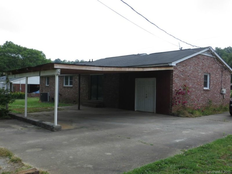 Property image 3 at 107 Fairway Drive, Belmont, NC 28012