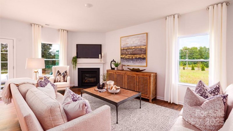 Property image 5 at 1373 6th Street, Hickory, NC 28601