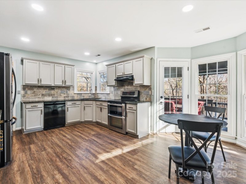 Property image 4 at 10705 Whitfield Ridge Drive, Charlotte, NC 28277