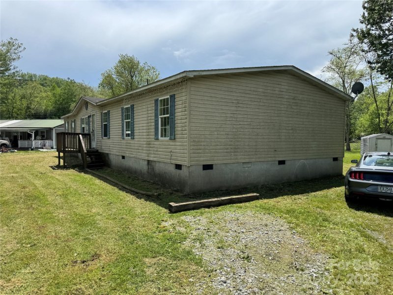 Property image 3 at 166 Turkey Pen Gap Road, Horse Shoe, NC 28742