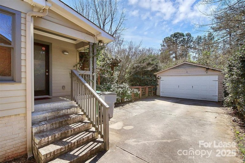 Property image 3 at 1326 Pinecrest Avenue, Charlotte, NC 28205