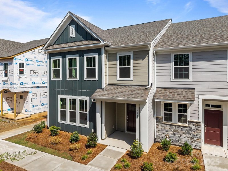 Property image 2 at 4121 Walking Ridge Road, Charlotte, NC 28208