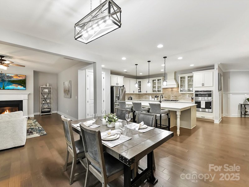 Property image 4 at 10409 Paper Birch Drive, Charlotte, NC 28215