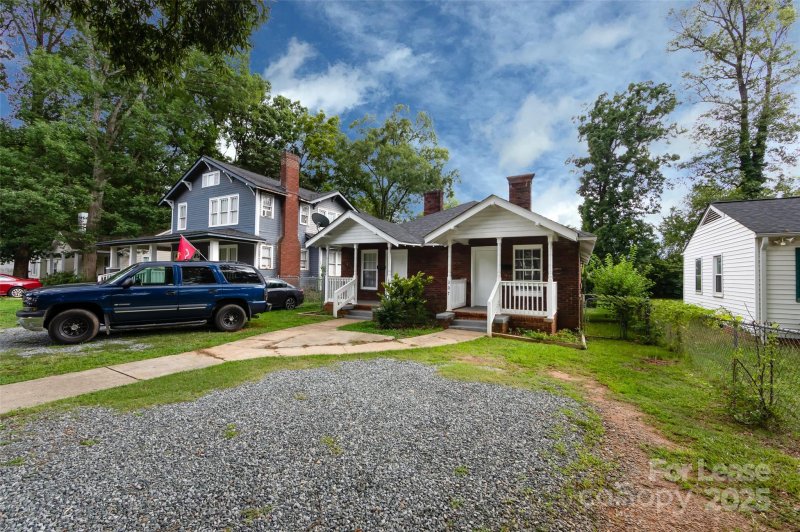 Property image 2 at 307 Plymouth Avenue, Charlotte, NC 28206