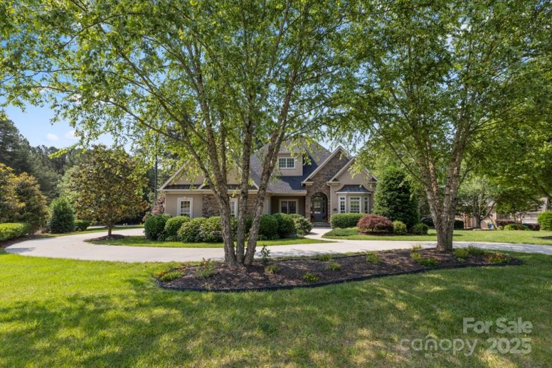 4150 Summit Ridge Lane