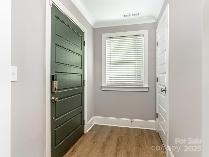 Property image 4 at 3300 Enfield Road, Charlotte, NC 28205