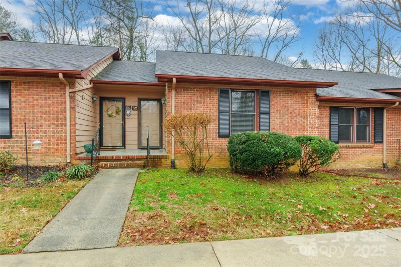 122 Ashleigh Court
