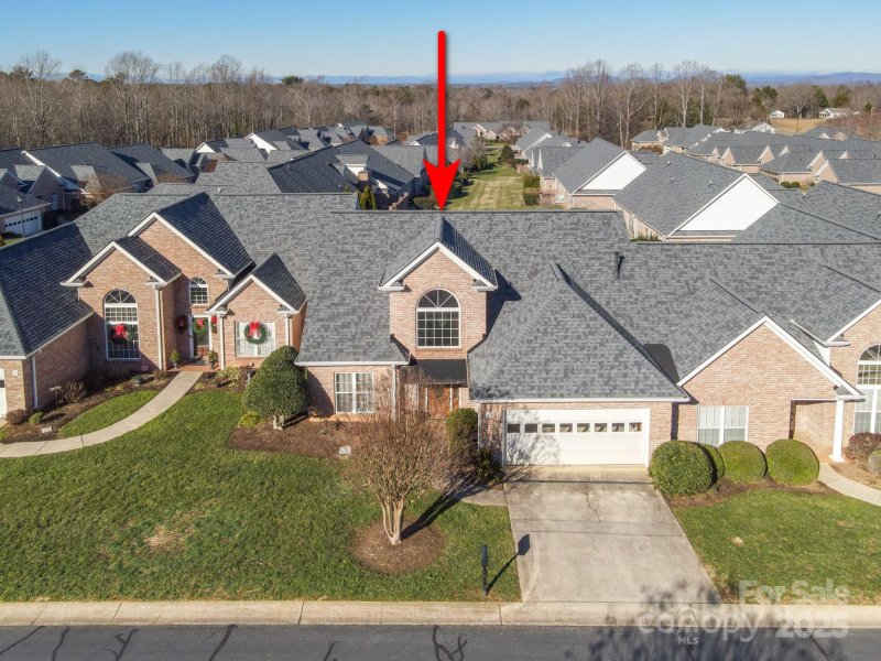 Property image 3 at 3131 9th Street Drive, Hickory, NC 28601