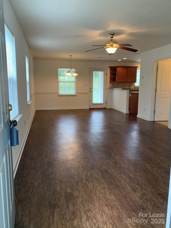 Property image 2 at 109 Clusters Circle, Mooresville, NC 28117