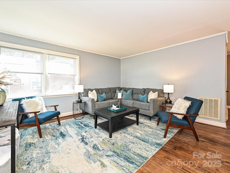 Property image 3 at 718 Lochridge Road, Charlotte, NC 28209