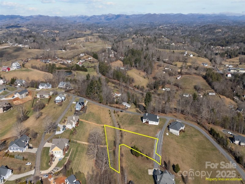 Property image 2 at 63 Horizon Way, Alexander, NC 28701