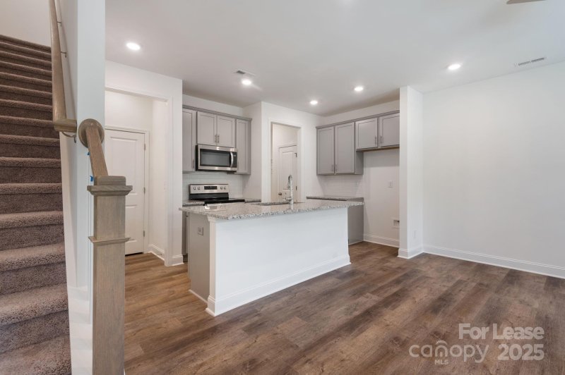 Property image 3 at 4025 Crooked Spruce Court, Matthews, NC 28105