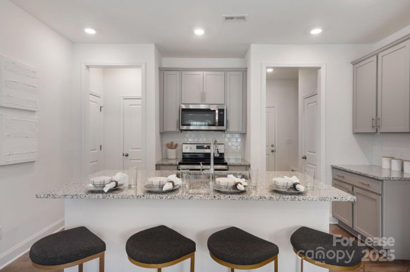 Property image 5 at 4025 Crooked Spruce Court, Matthews, NC 28105