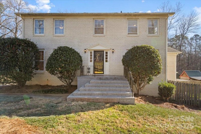 Property image 4 at 2102 Monticello Drive, Gastonia, NC 28056