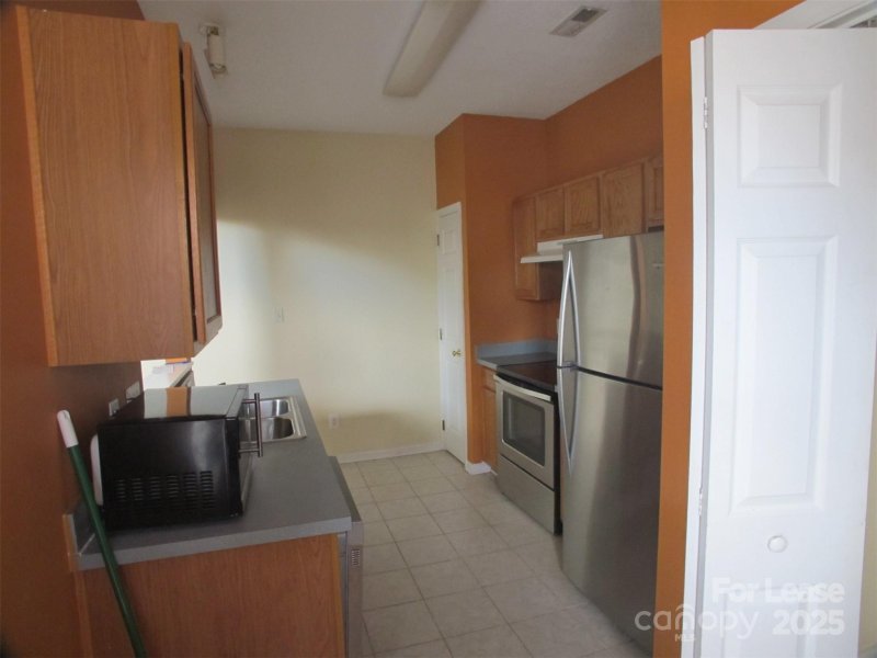 Property image 3 at 9058 Cinnabay Drive, Charlotte, NC 28216