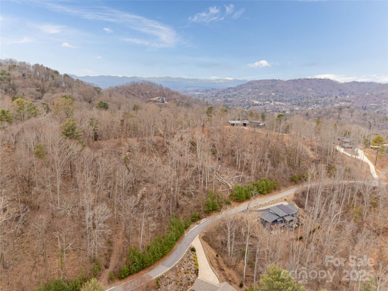 Property image 4 of 74 Longspur Lane in Town Mountain Preserve, Asheville, NC 28804