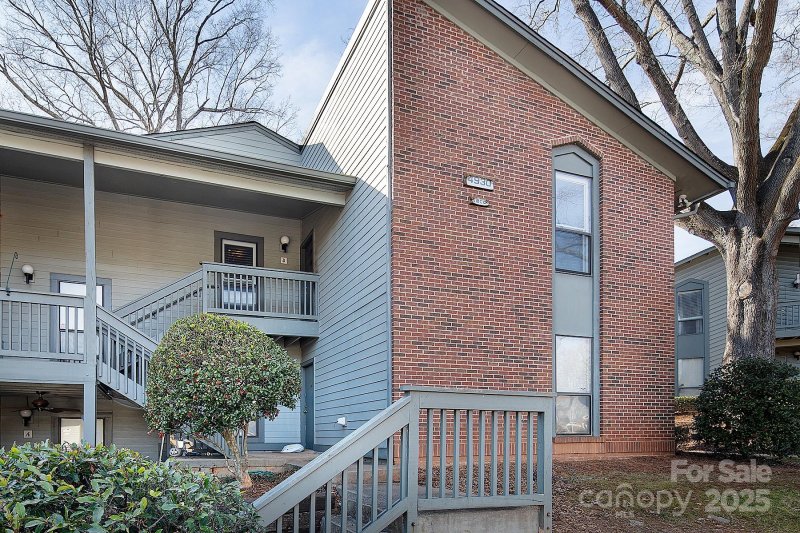 Property image 2 at 4930 Sardis Road, Charlotte, NC 28270