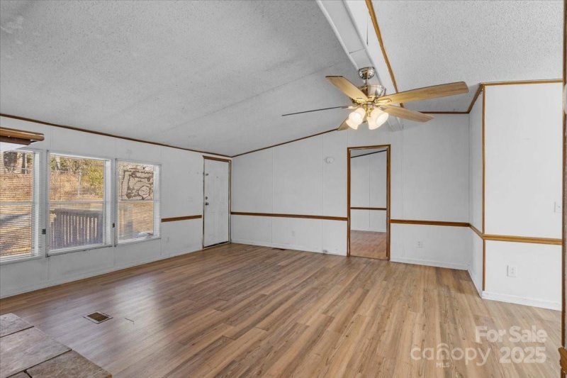 Property image 4 at 102 Lansdale Avenue, Lincolnton, NC 28092