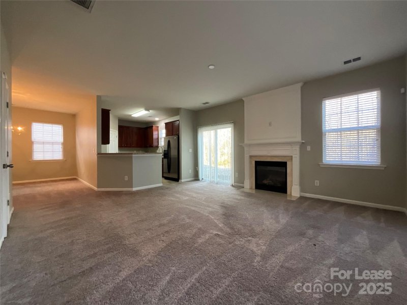 Property image 3 at 5016 Abercromby Street, Charlotte, NC 28213