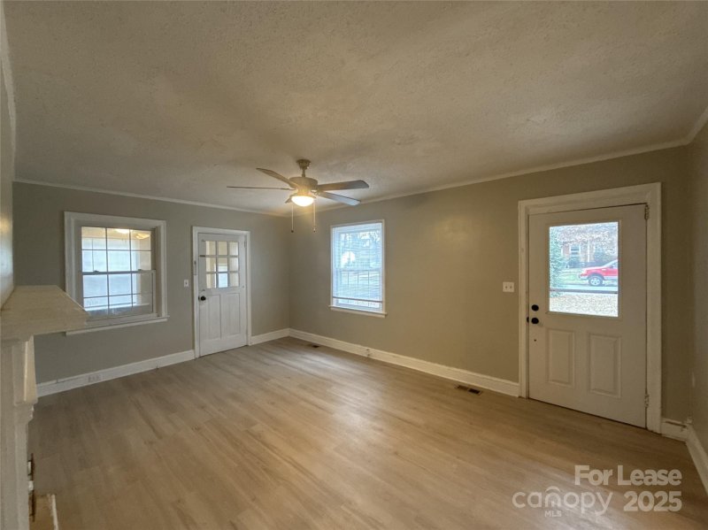 Property image 3 at 2444 Greenland Avenue, Charlotte, NC 28208