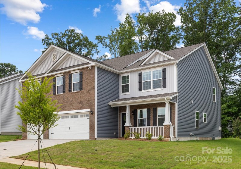 Property image 2 at 8024 Kennesaw Drive, Gastonia, NC 28056