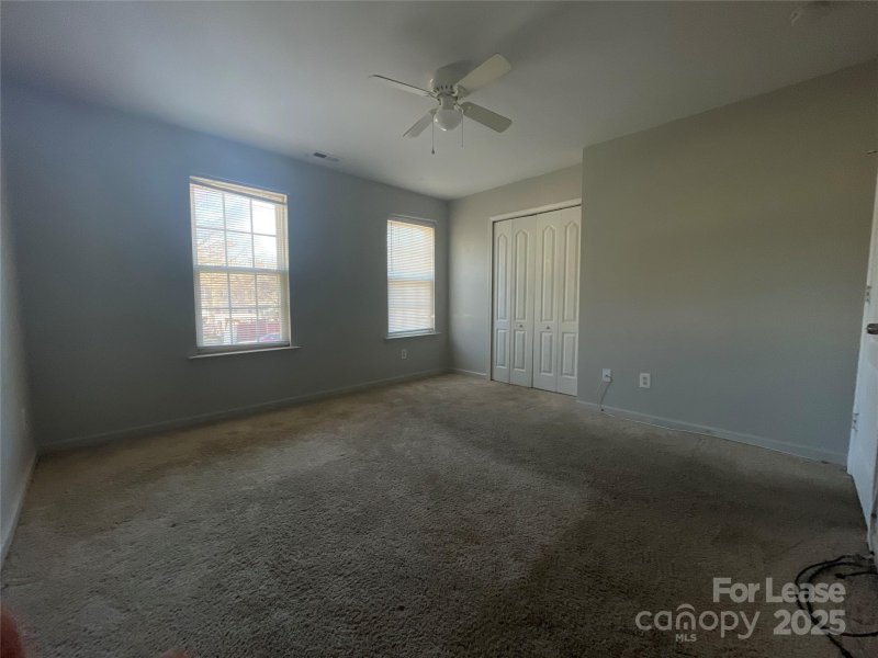 Property image 4 at 5663 Seths Drive, Charlotte, NC 28269