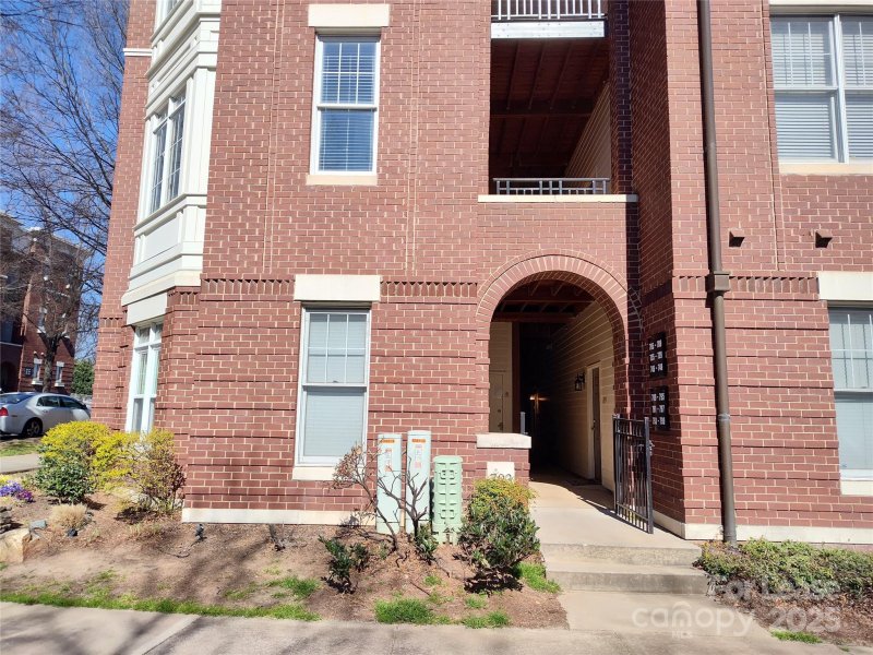 Property image 2 at 725 Garden District Drive, Charlotte, NC 28202