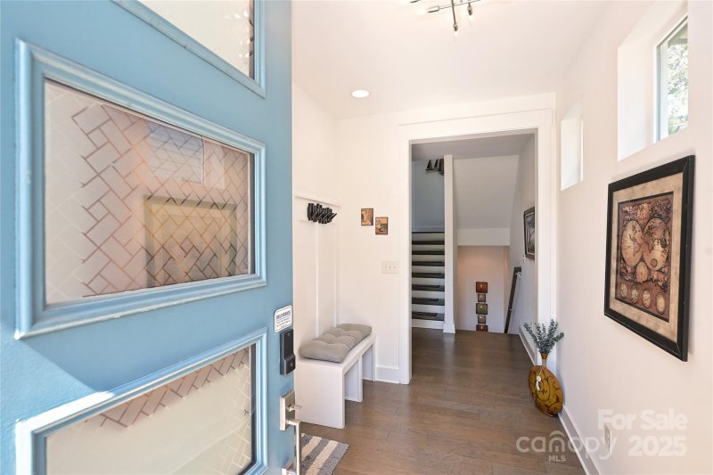 Property image 4 at 416 Wesley Heights Way, Charlotte, NC 28208