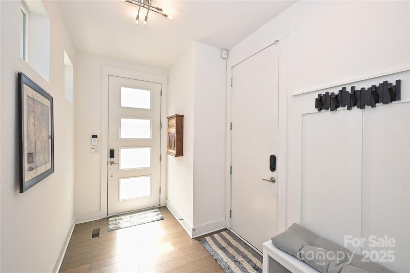 Property image 5 at 416 Wesley Heights Way, Charlotte, NC 28208