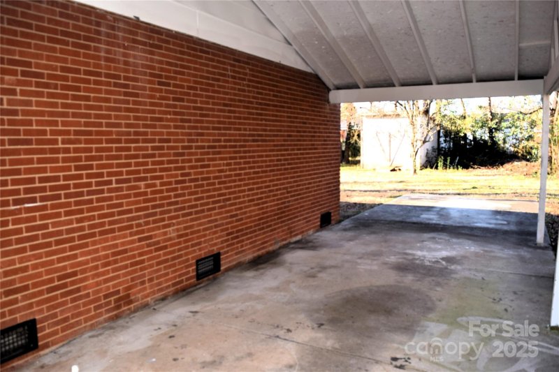 Property image 4 at 9737 Feldbank Drive, Charlotte, NC 28216