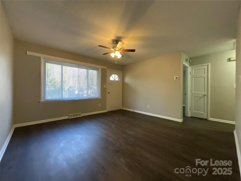 Property image 3 at 4608 Highlake Drive, Charlotte, NC 28215