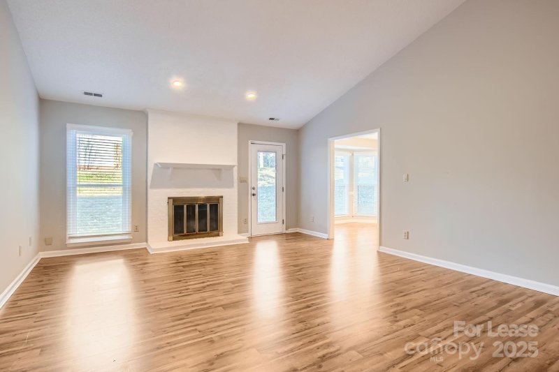 Property image 3 at 7201 Canyon Drive, Charlotte, NC 28262