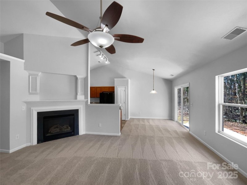 Property image 3 at 6911 Sunman Road, Charlotte, NC 28216