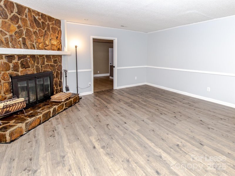 Property image 3 at 6401 Woodbridge Road, Charlotte, NC 28227