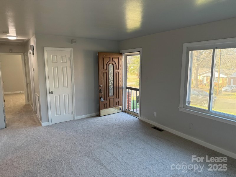 Property image 2 at 3601 Crestridge Drive, Charlotte, NC 28217
