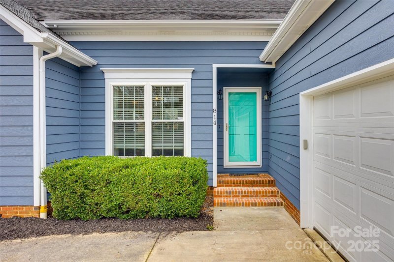 Property image 2 at 814 Water Wheel Court, Charlotte, NC 28209
