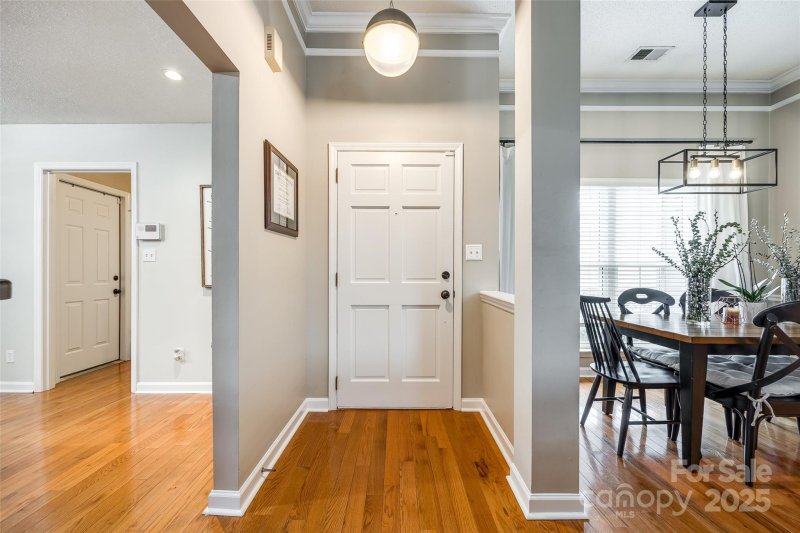 Property image 3 at 814 Water Wheel Court, Charlotte, NC 28209