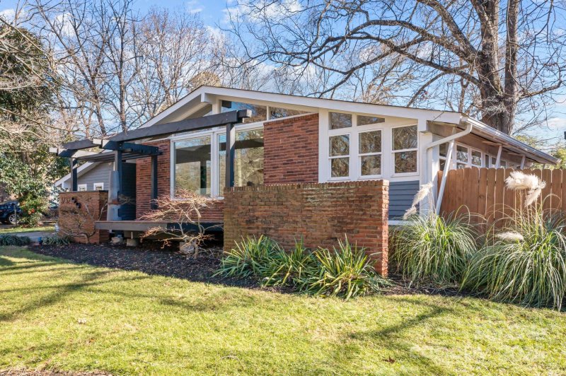 3732 Mckelvey Street