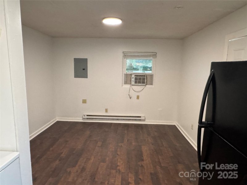 Property image 4 at 3805 Miriam Drive, Charlotte, NC 28205