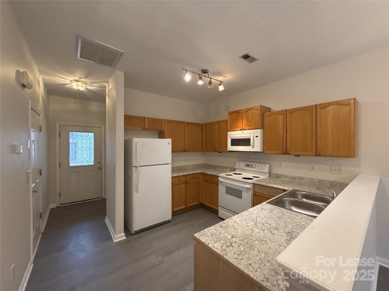 Property image 2 at 225 Doughton Lane, Charlotte, NC 28217