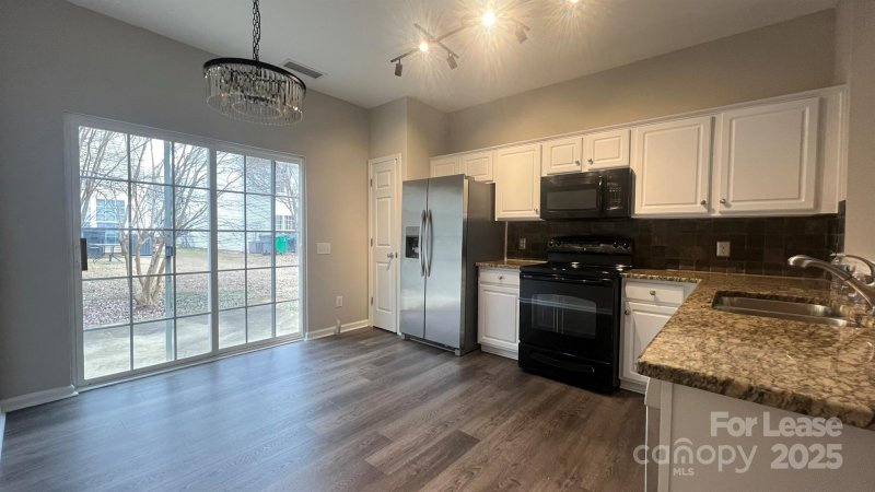 Property image 3 at 2110 Mckenzie Creek Drive, Charlotte, NC 28270