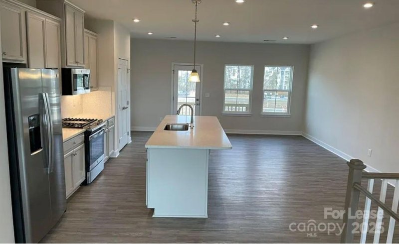 1114 Newell Towns Lane