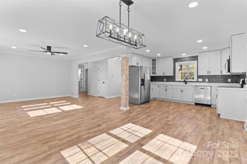 Property image 4 at 5224 Kildare Drive, Charlotte, NC 28215