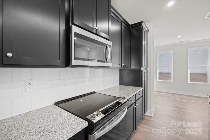 Property image 3 at 3019 Jolene Court, Charlotte, NC 28206