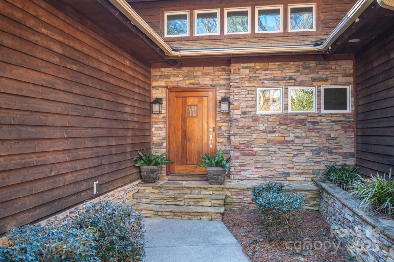 Property image 3 at 9065 Burroughs Court, Sherrills Ford, NC 28673